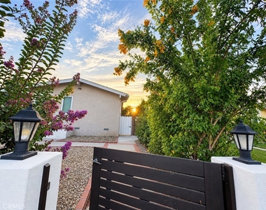 6463 Woodlake Avenue - Photo Thumbnail 1