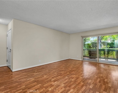 23675 Park Capri - Photo Thumbnail 9