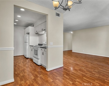 23675 Park Capri - Photo Thumbnail 6