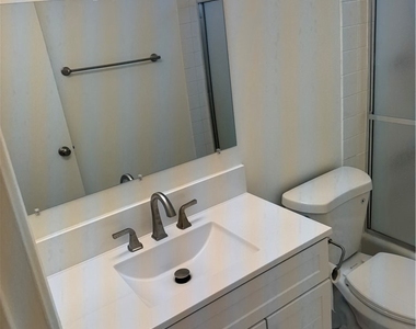 1164 Irving Avenue - Photo Thumbnail 18