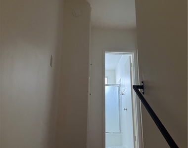 1164 Irving Avenue - Photo Thumbnail 10
