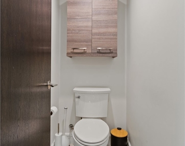 802 Bard Street - Photo Thumbnail 20
