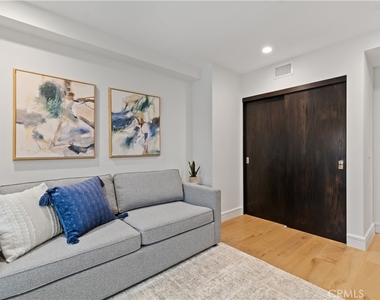 802 Bard Street - Photo Thumbnail 26