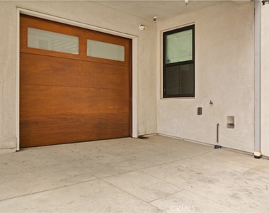 802 Bard Street - Photo Thumbnail 33