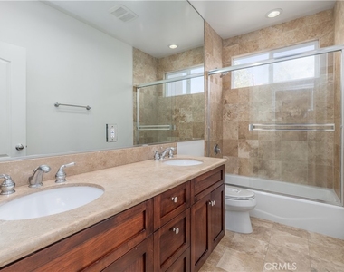 2402 Ives Lane - Photo Thumbnail 31