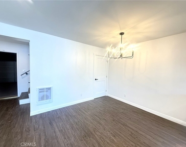 25205 Cypress Street - Photo Thumbnail 7