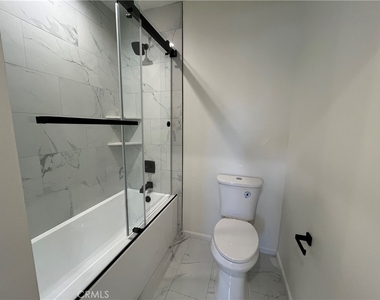 25205 Cypress Street - Photo Thumbnail 12