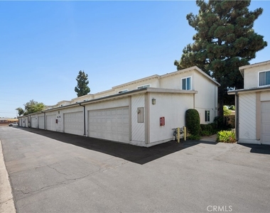 25205 Cypress Street - Photo Thumbnail 21