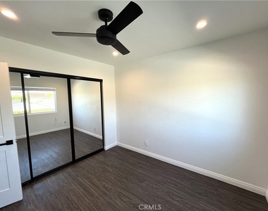 25205 Cypress Street - Photo Thumbnail 16