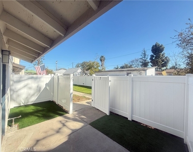25205 Cypress Street - Photo Thumbnail 19