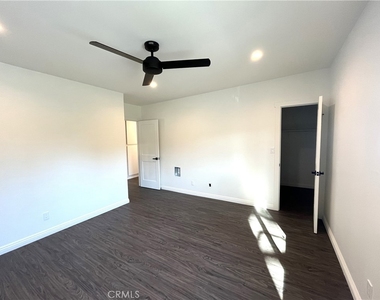 25205 Cypress Street - Photo Thumbnail 13