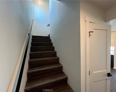 25205 Cypress Street - Photo Thumbnail 10