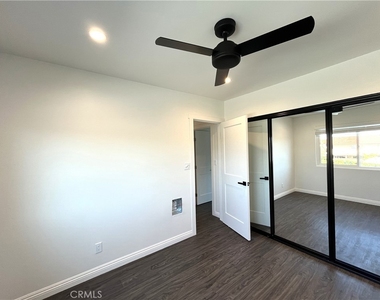 25205 Cypress Street - Photo Thumbnail 17