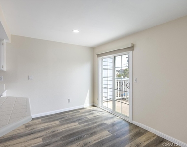 1229 W 223rd - Photo Thumbnail 7