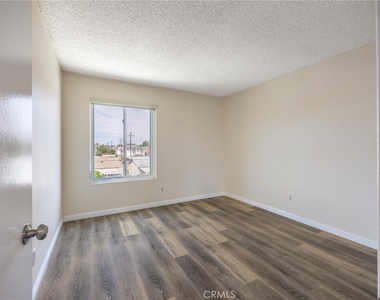 1229 W 223rd - Photo Thumbnail 18