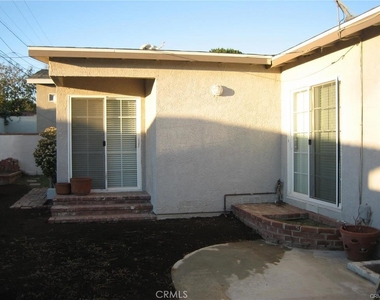 22327 Evalyn Avenue - Photo Thumbnail 16