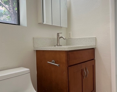 4018 W 5th - Photo Thumbnail 6