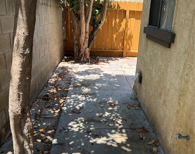 4018 W 5th - Photo Thumbnail 16