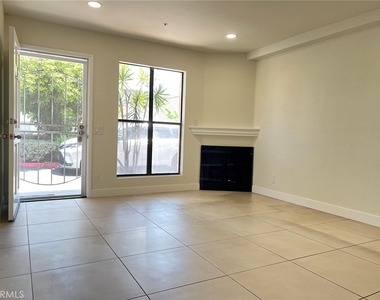 4018 W 5th - Photo Thumbnail 1