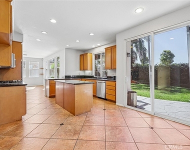 2216 Corte Anacapa - Photo Thumbnail 15