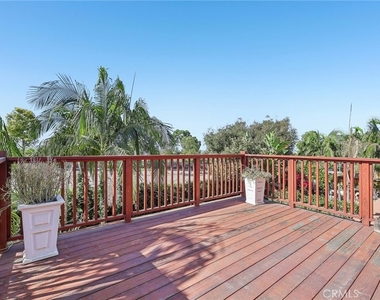 2216 Corte Anacapa - Photo Thumbnail 47