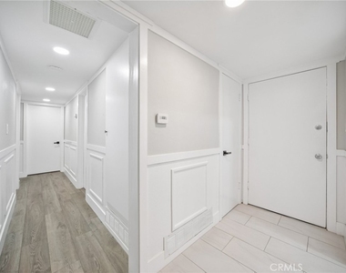 1112 E Avenue J4 - Photo Thumbnail 13