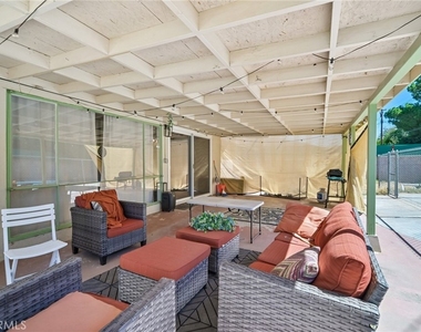 1112 E Avenue J4 - Photo Thumbnail 25
