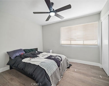 1112 E Avenue J4 - Photo Thumbnail 19