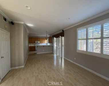 11121 Lavender Lane - Photo Thumbnail 5
