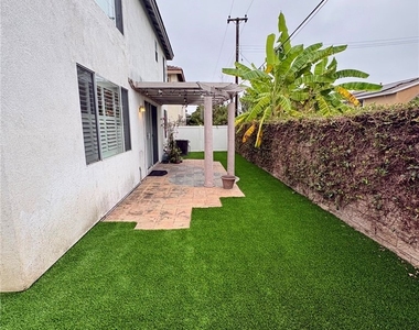 11121 Lavender Lane - Photo Thumbnail 20