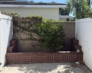 11121 Lavender Lane - Photo Thumbnail 23