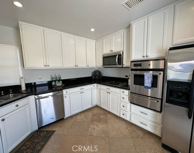 3717 Cherry - Photo Thumbnail 33