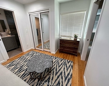 3717 Cherry - Photo Thumbnail 20