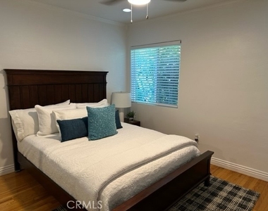 3717 Cherry - Photo Thumbnail 13