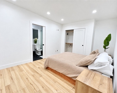 1272 S Muirfield - Photo Thumbnail 10
