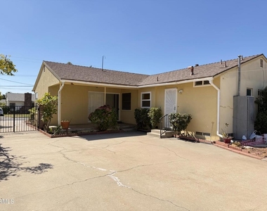 9721 Emperor Avenue - Photo Thumbnail 4