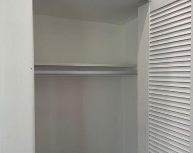 7747 Valmont Street - Photo Thumbnail 5