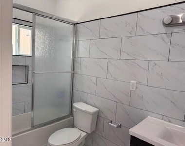 7747 Valmont Street - Photo Thumbnail 10