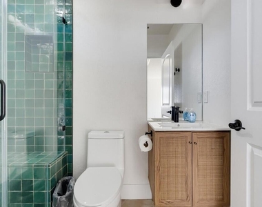4339 2nd Avenue - Photo Thumbnail 38