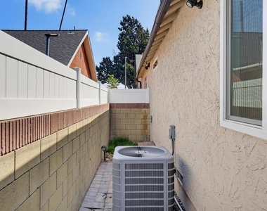 4339 2nd Avenue - Photo Thumbnail 40