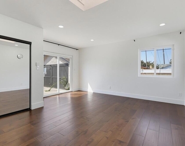 4339 2nd Avenue - Photo Thumbnail 36