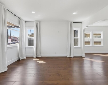4339 2nd Avenue - Photo Thumbnail 2
