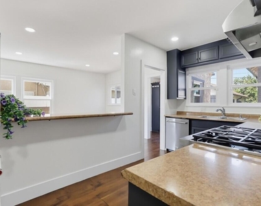 4339 2nd Avenue - Photo Thumbnail 18