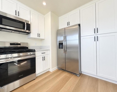 3529 Market Street - Photo Thumbnail 3