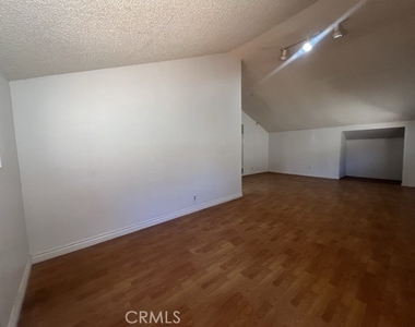 3575 Campbell Street - Photo Thumbnail 10
