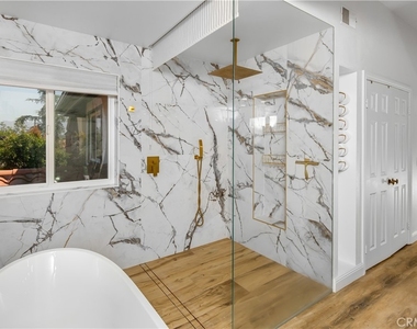26271 Ganiza - Photo Thumbnail 36