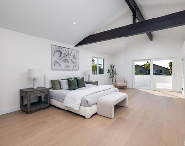 3834 Mistral - Photo Thumbnail 13