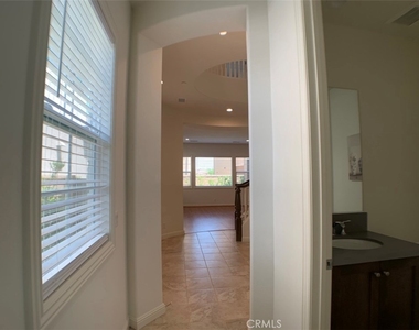58 Acadia Court - Photo Thumbnail 12