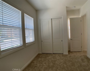 58 Acadia Court - Photo Thumbnail 11
