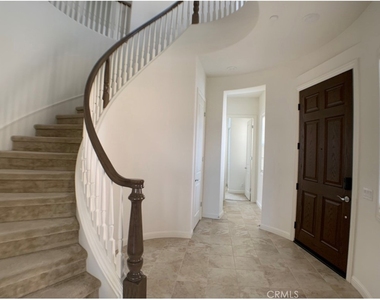 58 Acadia Court - Photo Thumbnail 2